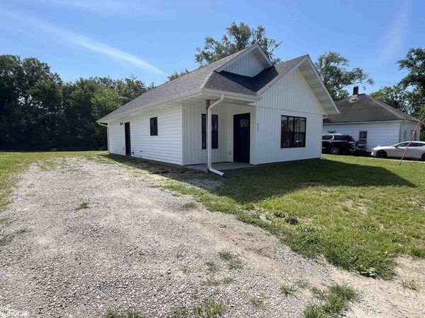 522 S 3rd Street, Albia, IA 52531