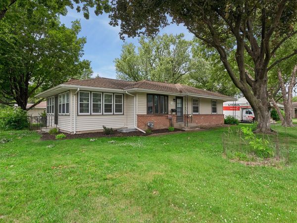 9148 2nd Avenue S, Bloomington, MN 55420