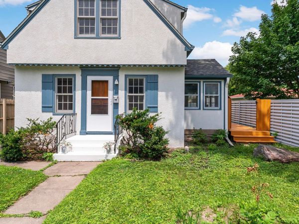 1212 4th Street N, South Saint Paul, MN 55075