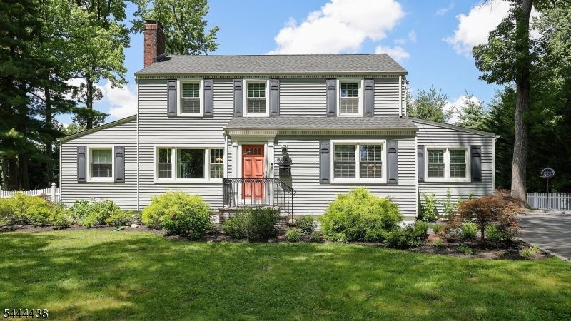2263 Hill Rd, Scotch Plains, NJ 07076 Main Photo