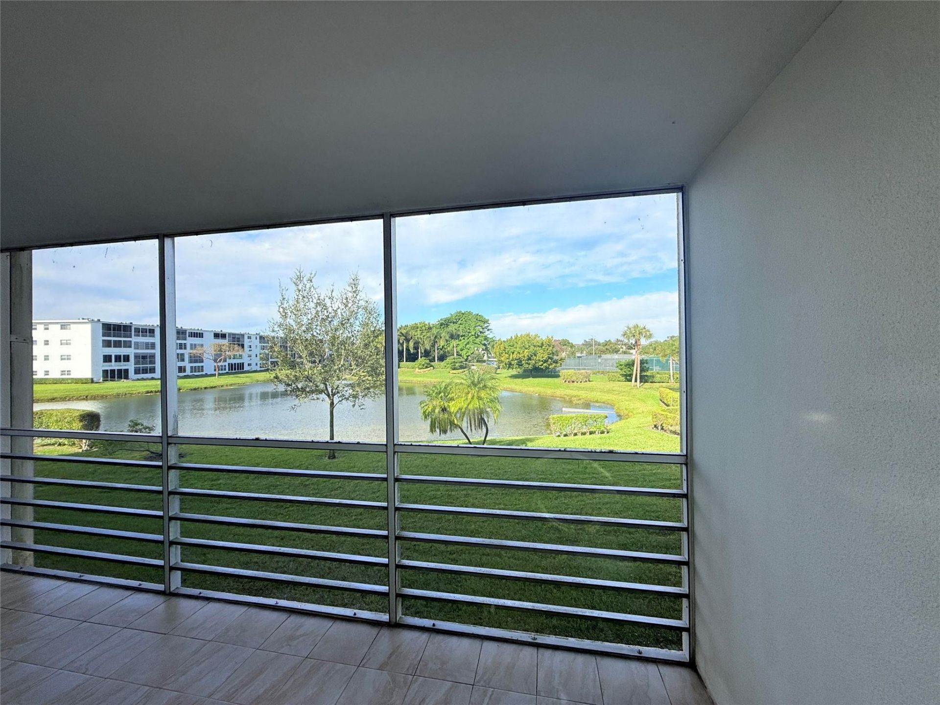 2017 Newcastle A, Unit 2017, Boca Raton, FL 33434 Photo