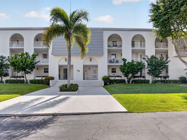 769 Jeffery Street, Unit 2-104, Boca Raton, FL 33487