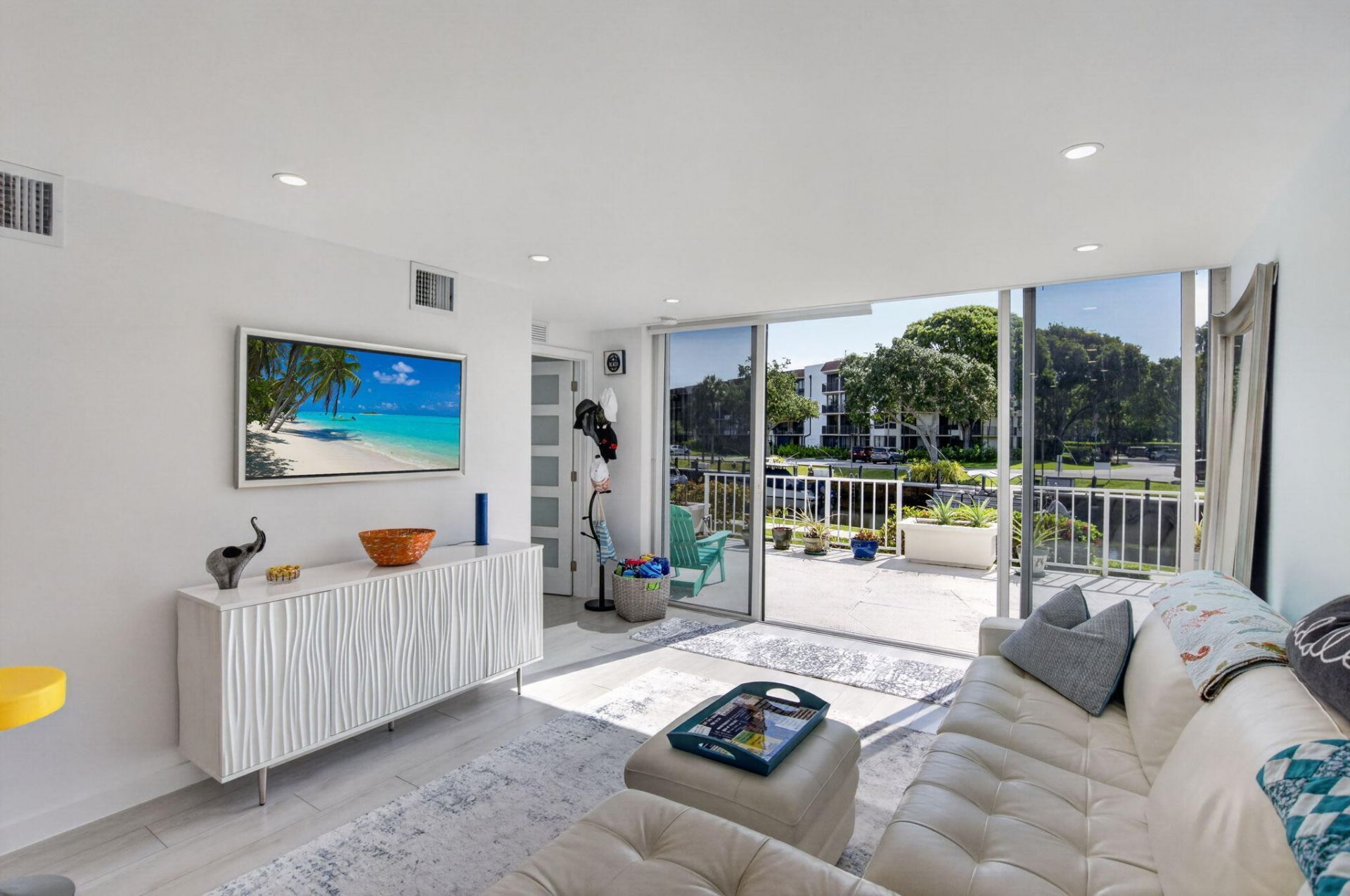 769 Jeffery Street, Unit 2-104, Boca Raton, FL 33487 Photo