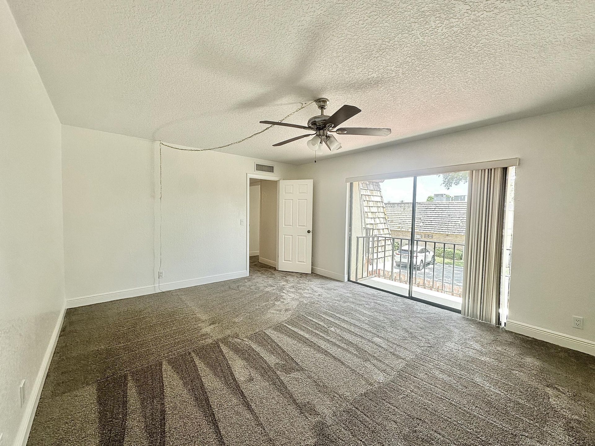 255 Lake Arbor Drive, Palm Springs, FL 33461 Photo
