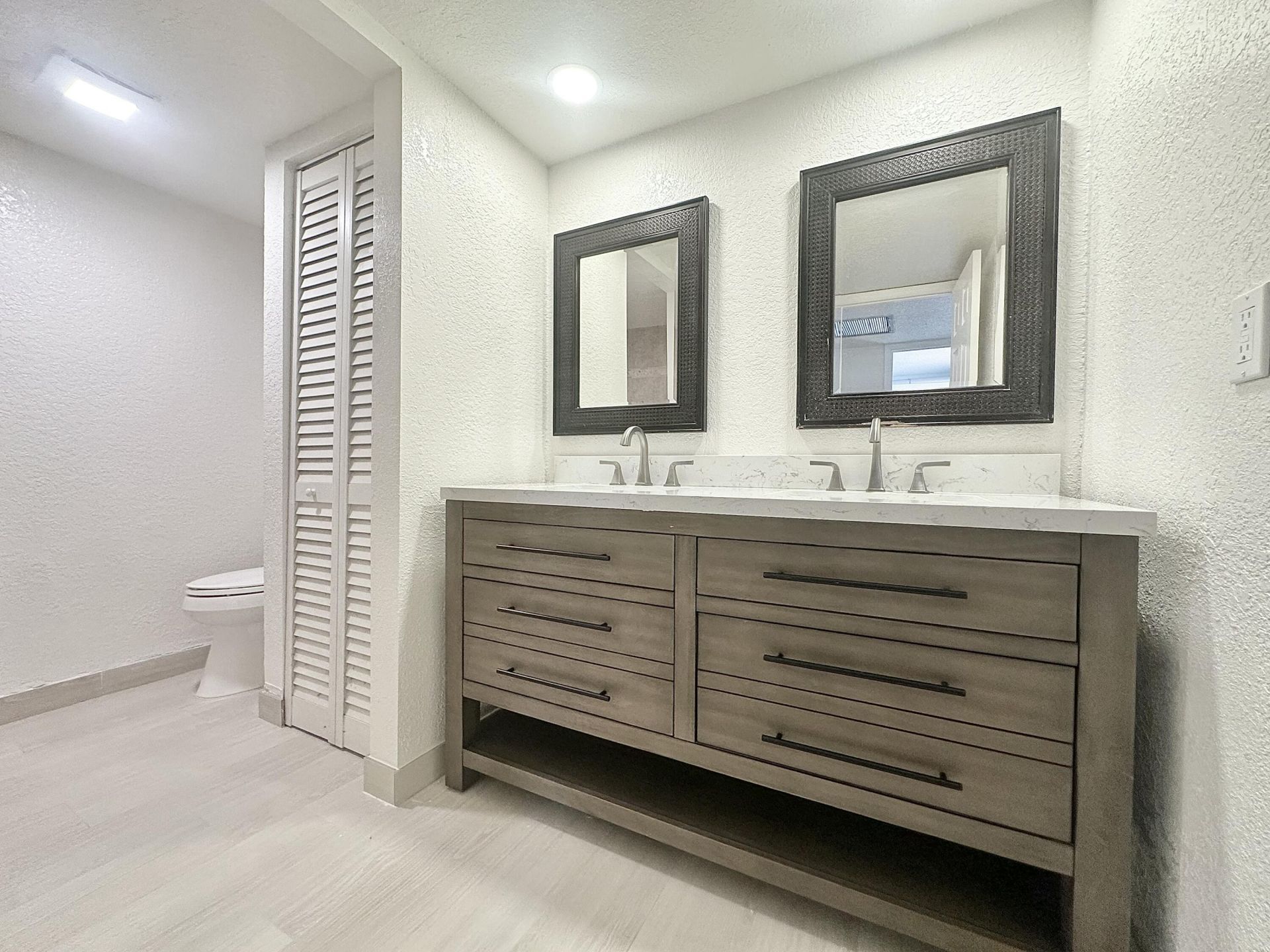 255 Lake Arbor Drive, Palm Springs, FL 33461 Photo