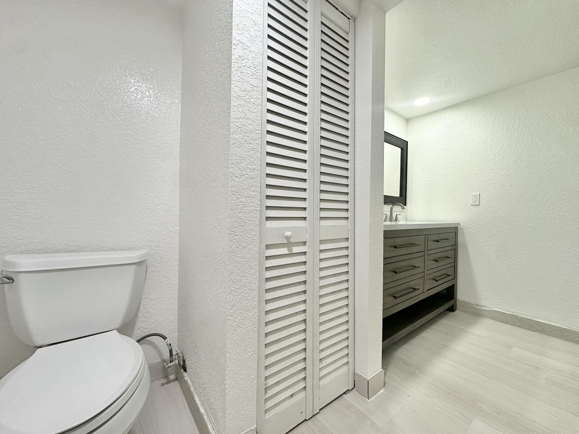 255 Lake Arbor Drive, Palm Springs, FL 33461 Photo