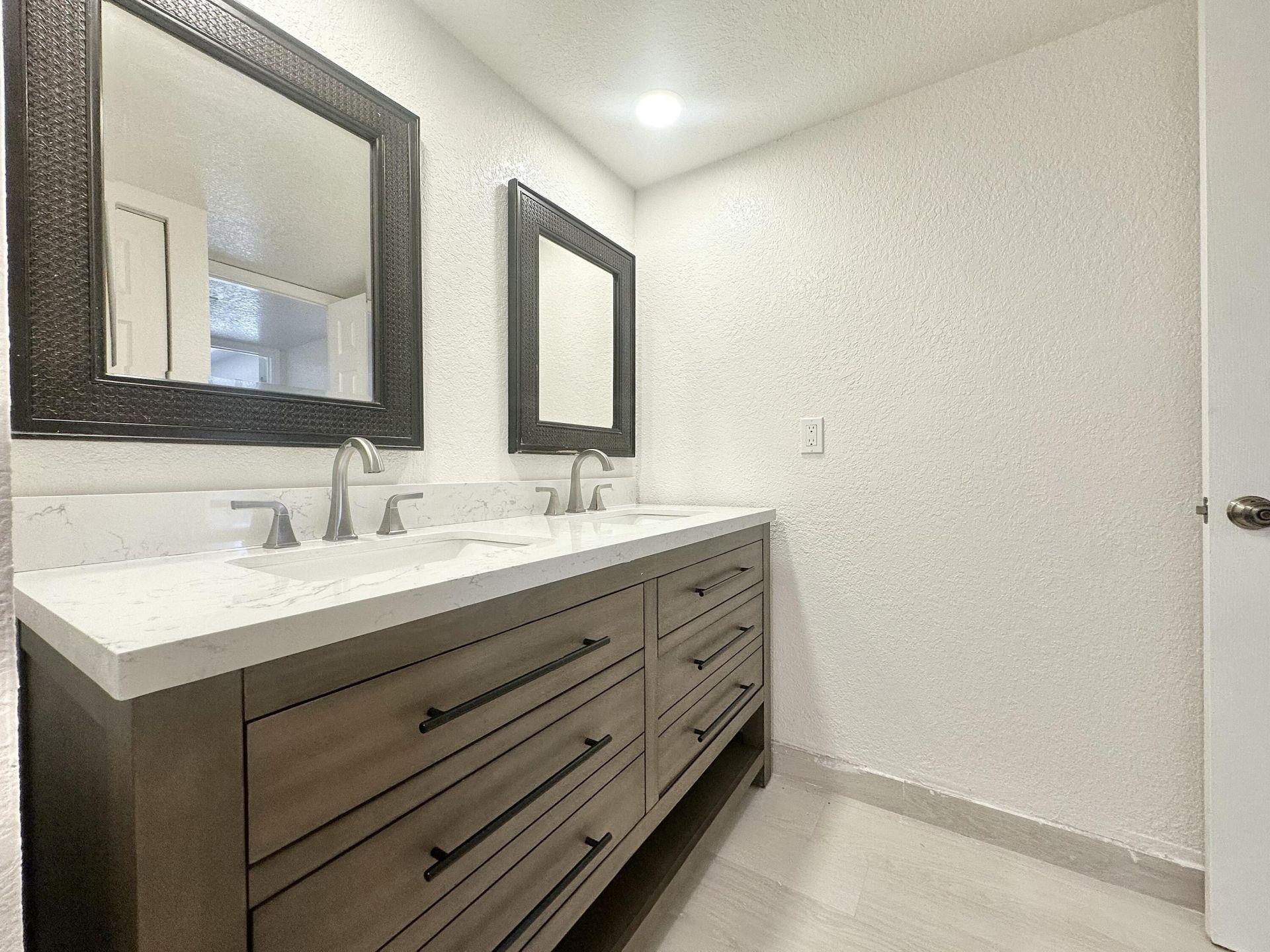 255 Lake Arbor Drive, Palm Springs, FL 33461 Photo