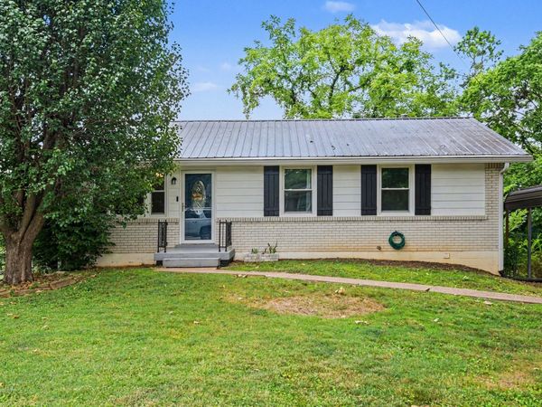402 Grace St , Springfield, TN 37172