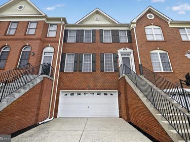 25915 KIRKWOOD SQUARE , CHANTILLY, VA 20152