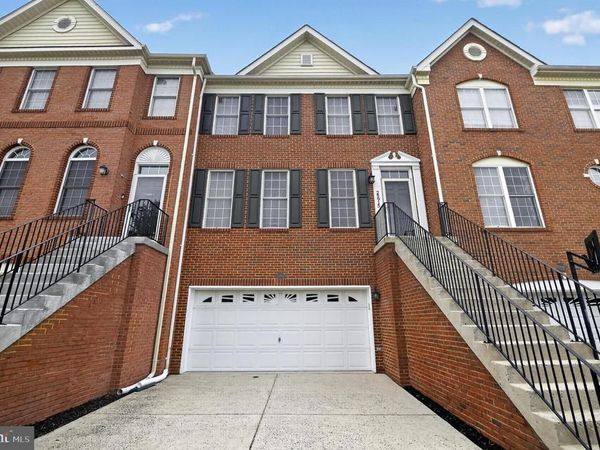 25915 KIRKWOOD SQUARE , CHANTILLY, VA 20152