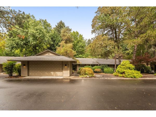4363 WOODSIDE CIR, Lake Oswego, OR 97035