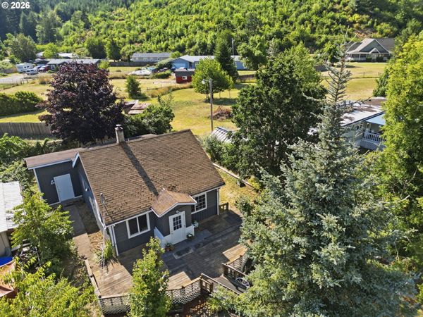 92278 CARSON ST, Marcola, OR 97454