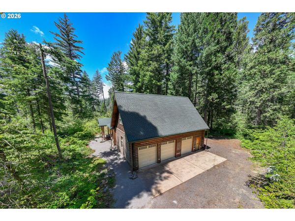 54703 CADDIS LN, McKenzie Bridge, OR 97413