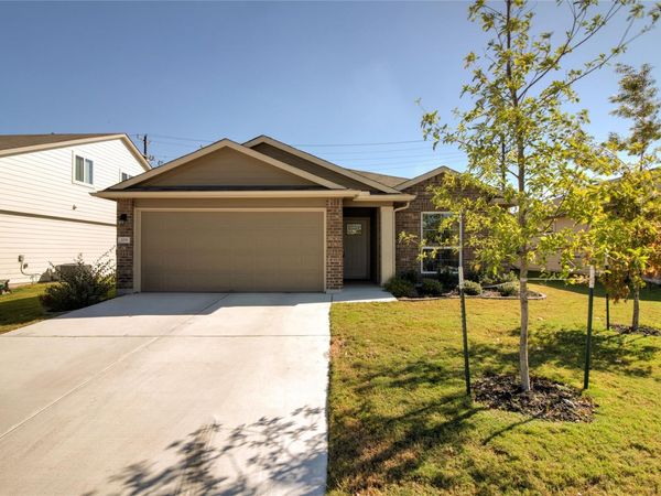 209 Moulins LN, Georgetown, TX 78626