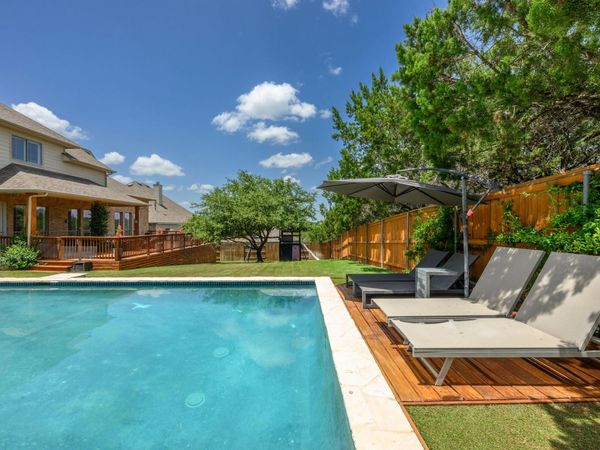 490 Aspen DR, Austin, TX 78737