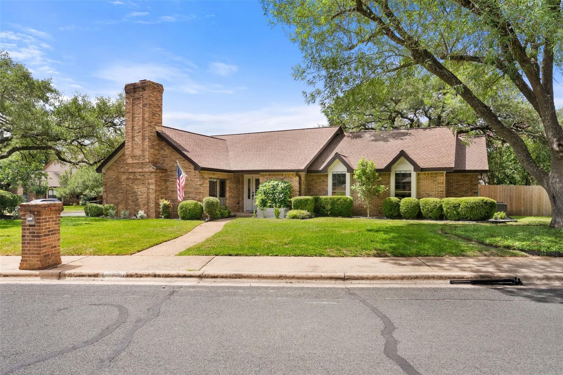 10509 Loring Dr, Austin, TX 78750 Main Photo
