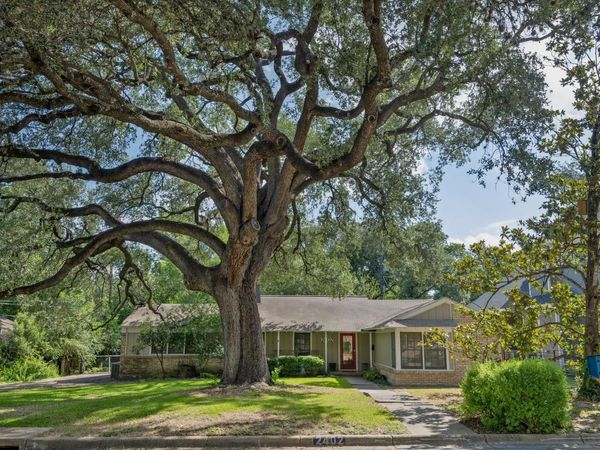 2402 Elmglen DR, Austin, TX 78704