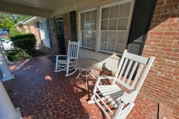 1818 Faraway Drive photo 4