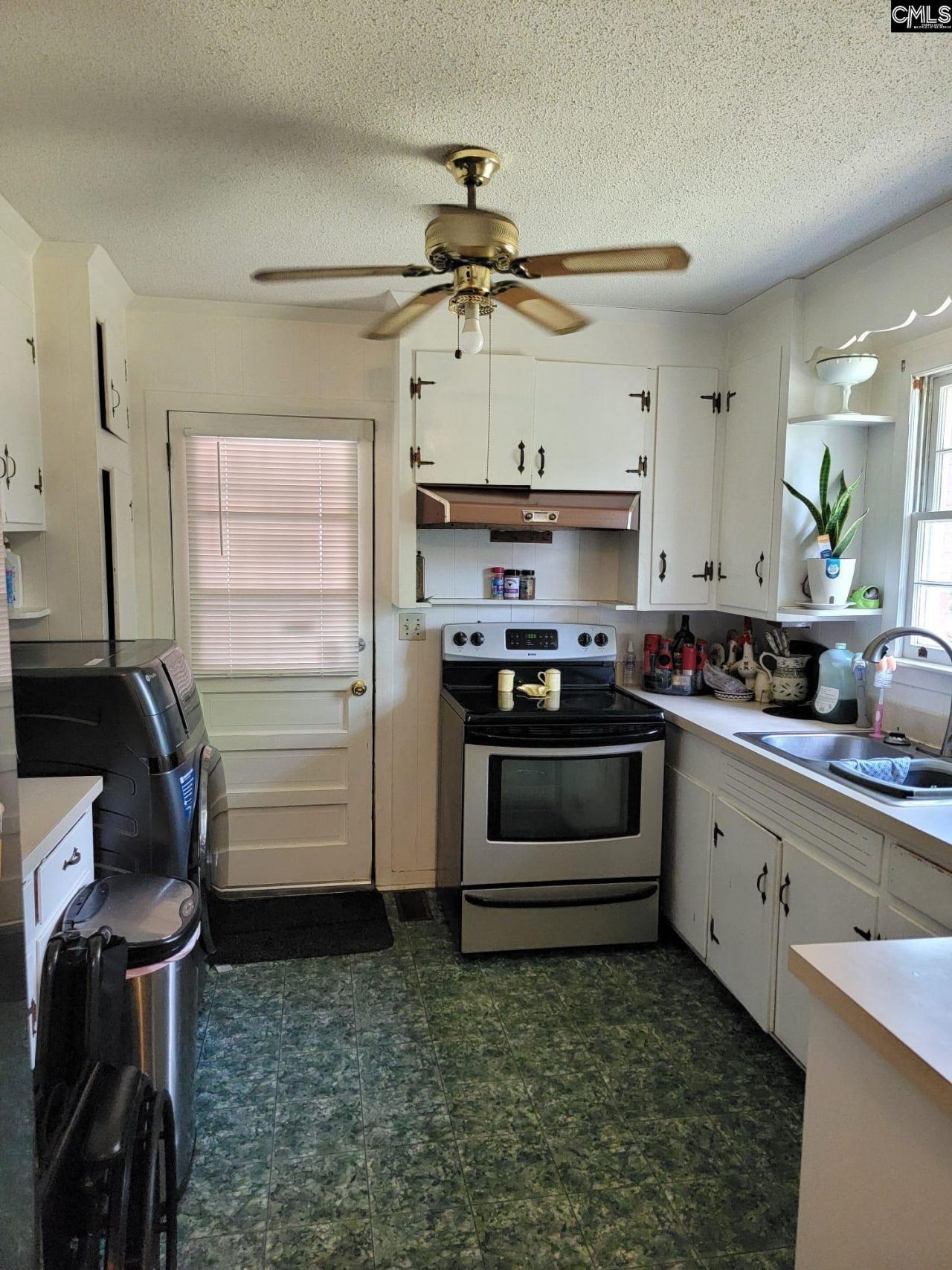 1818 Faraway Drive Photo 9