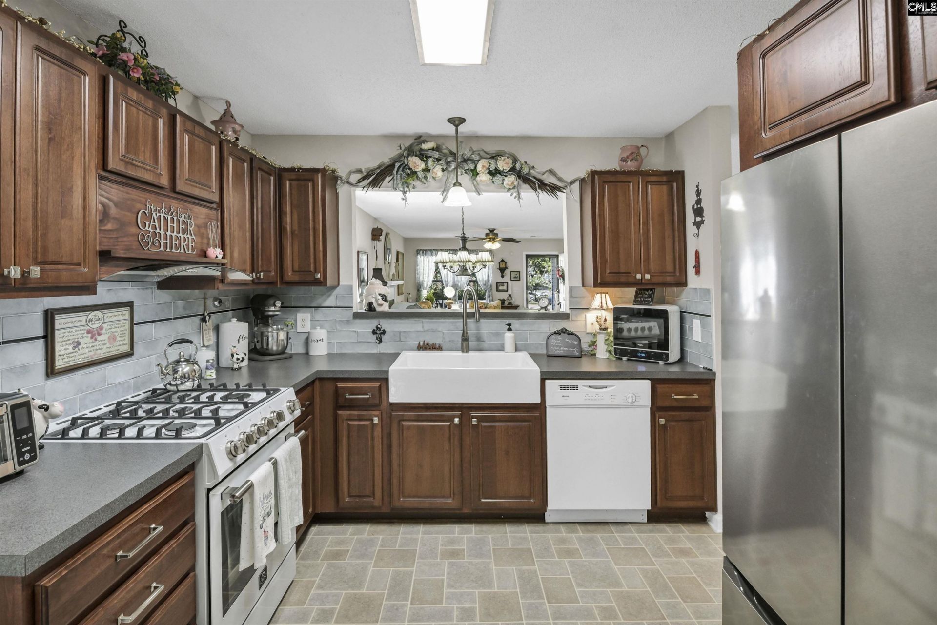 153 Eagle Park Drive  Photo 9