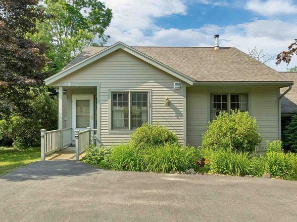 7 Troon Terrace, Unit 19, Holderness, NH 03245