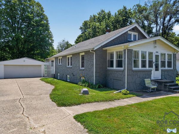 3909 W Michigan Avenue W, Battle Creek, MI 49037