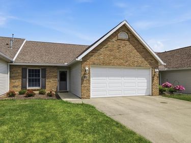 952 Oakbrook Dr, Ashland, OH 44805