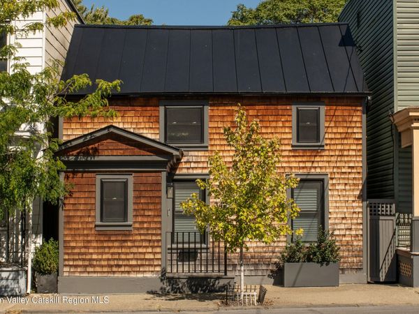 342 State Street, Hudson, NY 12534