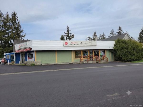 10153 Resthaven Dr , Sidney, BC V8L 3G8