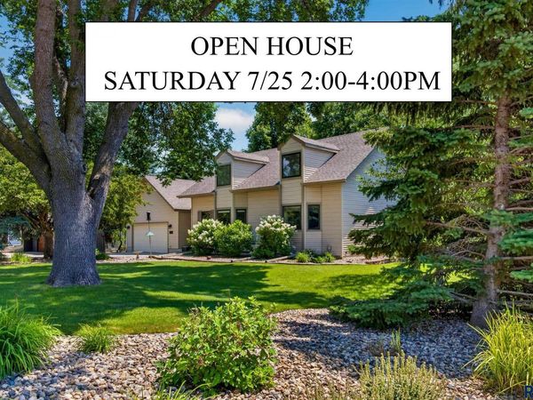 2812 S Jonathan Ln, Sioux Falls, SD 57103