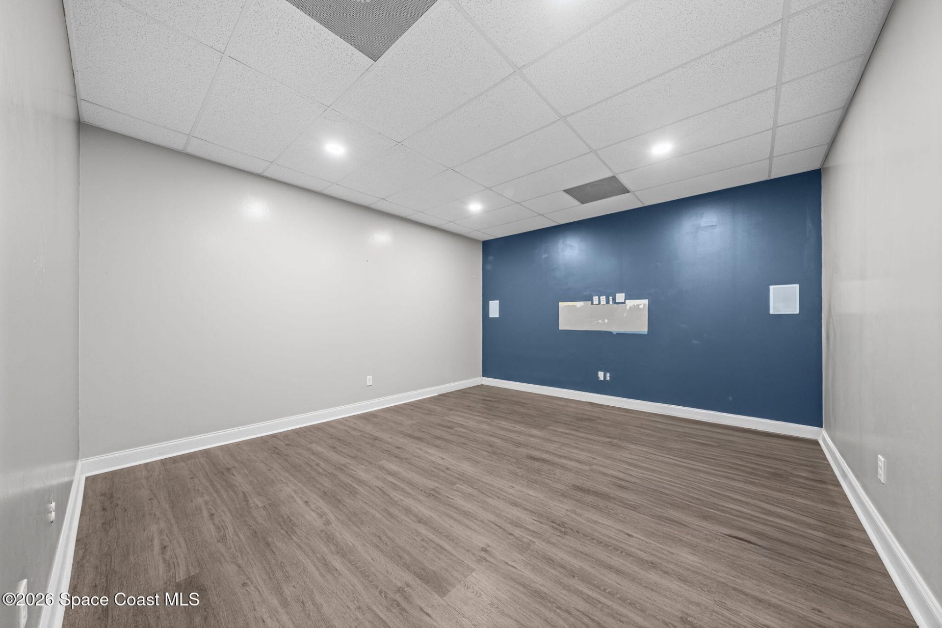 3135 Skyway Circle, Melbourne, FL 32934 Photo