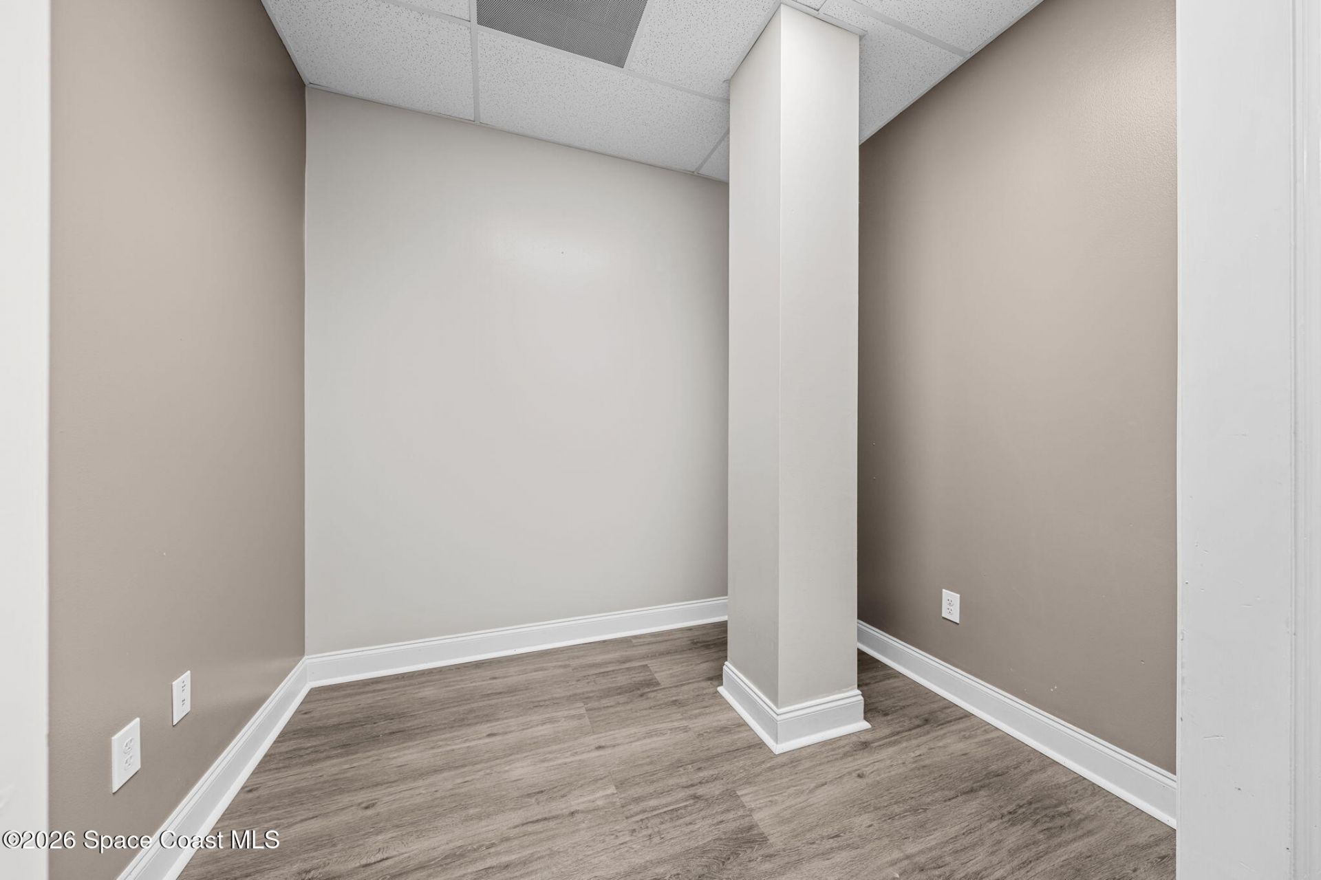 3135 Skyway Circle, Melbourne, FL 32934 Photo