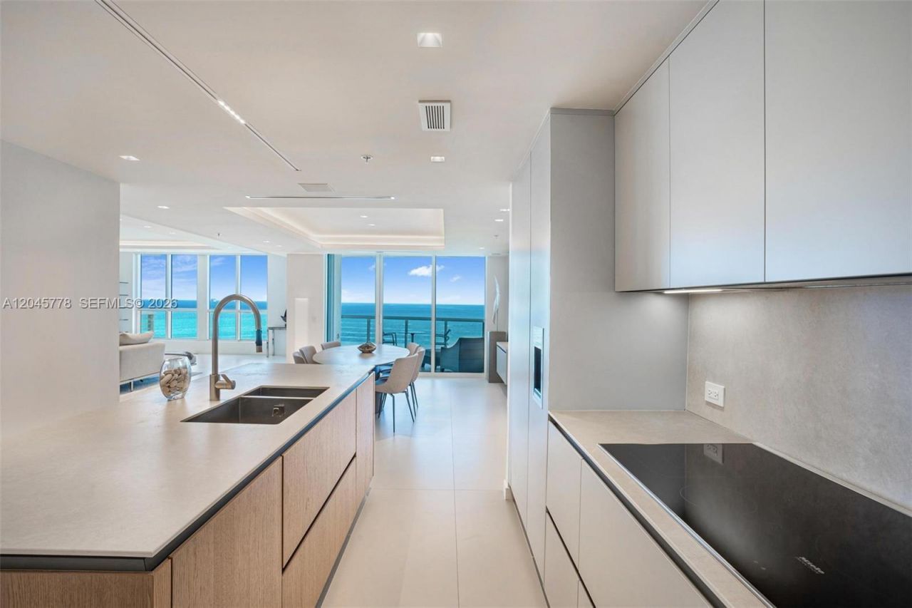3801 Collins Ave, Unit 1503, Miami Beach, FL 33140 Photo