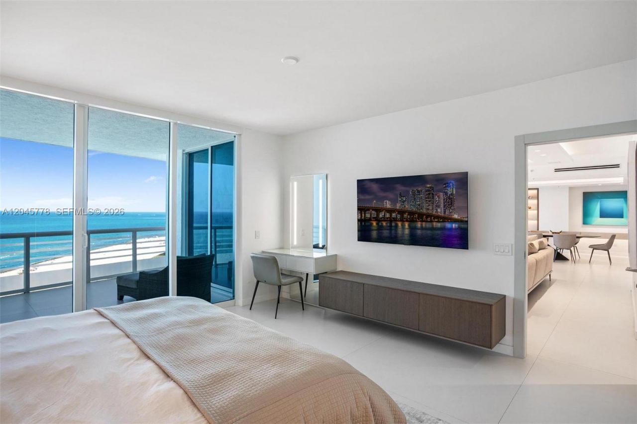 3801 Collins Ave, Unit 1503, Miami Beach, FL 33140 Photo