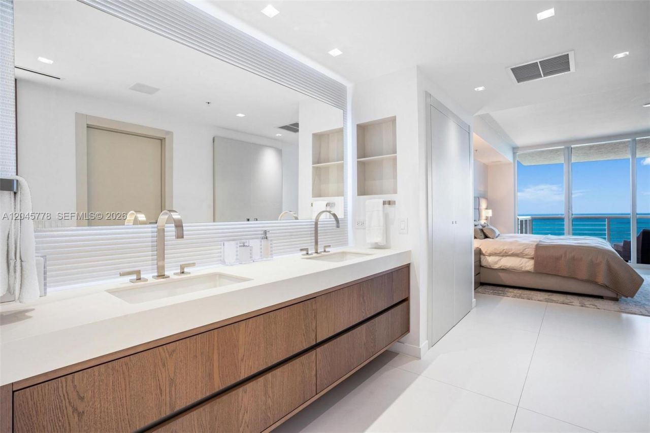 3801 Collins Ave, Unit 1503, Miami Beach, FL 33140 Photo
