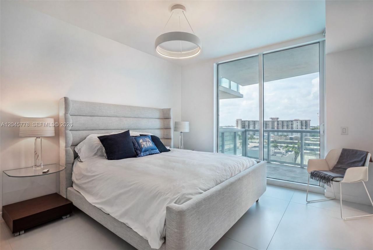 3801 Collins Ave, Unit 1503, Miami Beach, FL 33140 Photo
