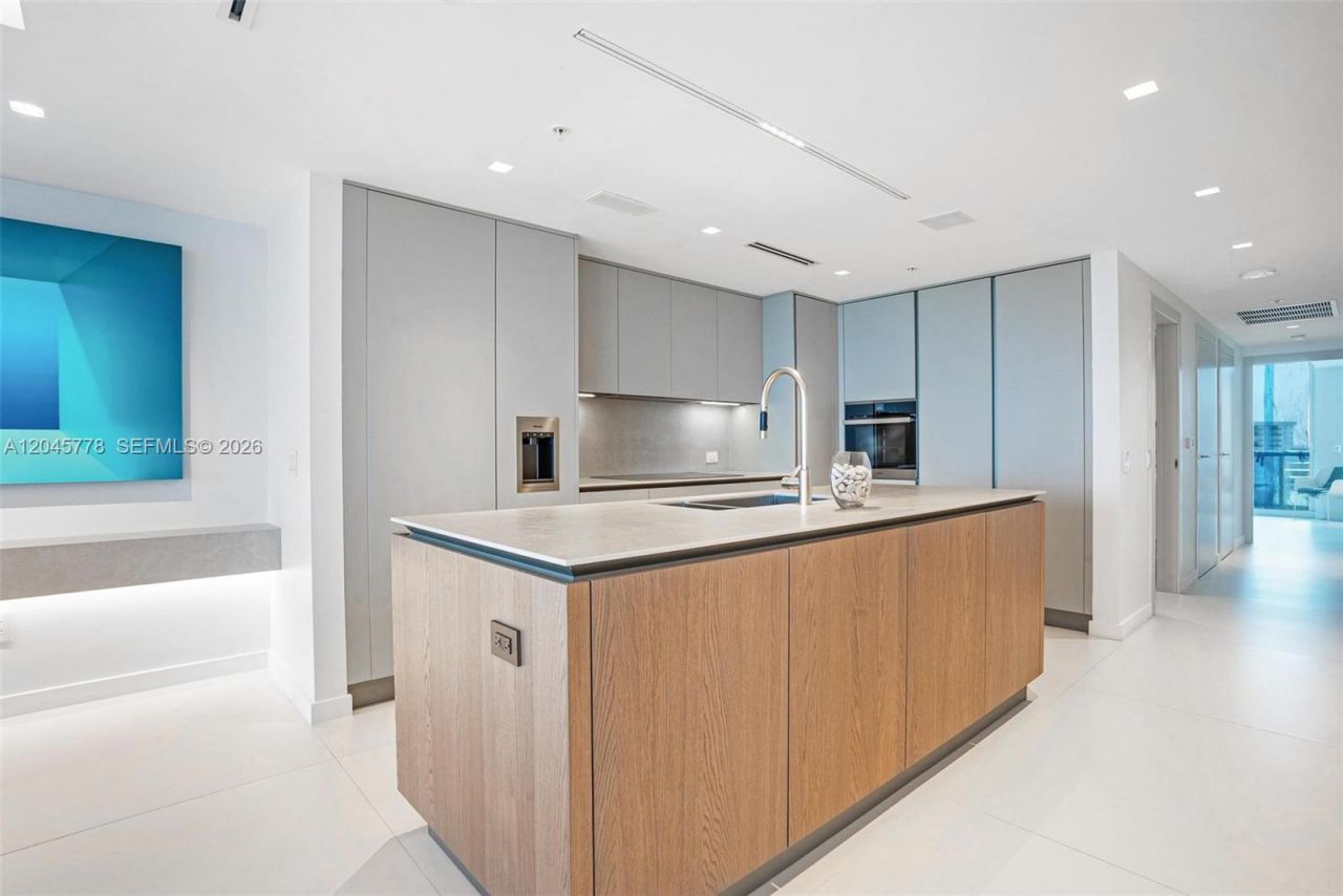 3801 Collins Ave, Unit 1503, Miami Beach, FL 33140 Photo