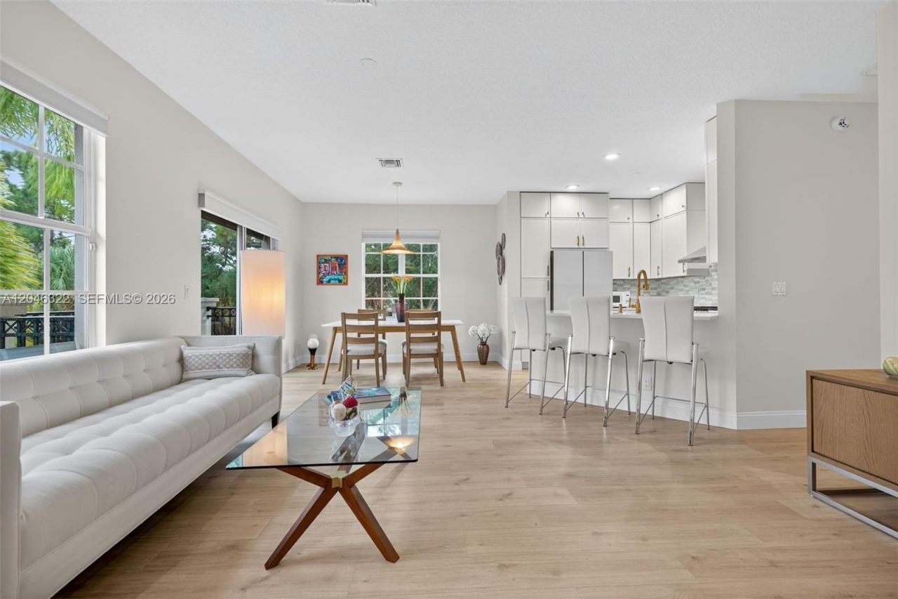 203 Evergrene Pkwy , Palm Beach Gardens, FL 33410 Photo