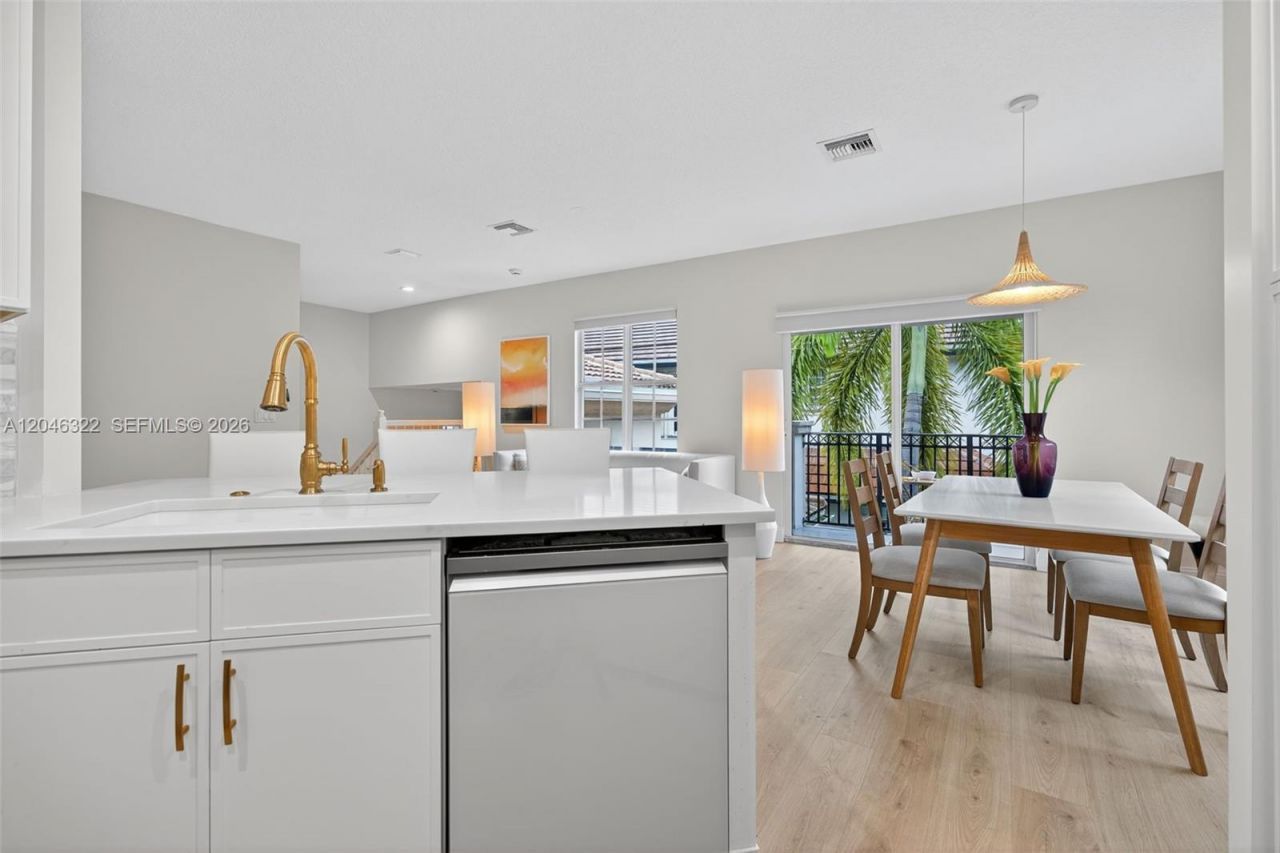 203 Evergrene Pkwy , Palm Beach Gardens, FL 33410 Photo