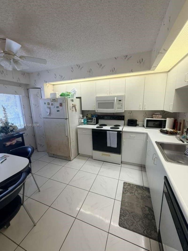 750 SW 138th Ave, Unit 413F, Pembroke Pines, FL 33027 Photo