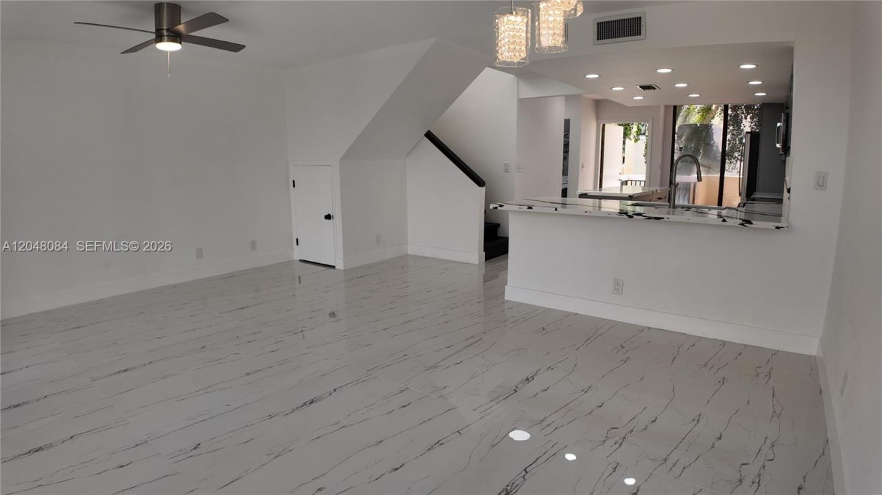 2801 SW 87th Ave, Unit 1009, Davie, FL 33328 Photo