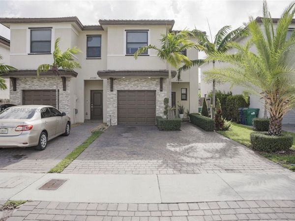 25540 SW 108th Ct , Homestead, FL 33032