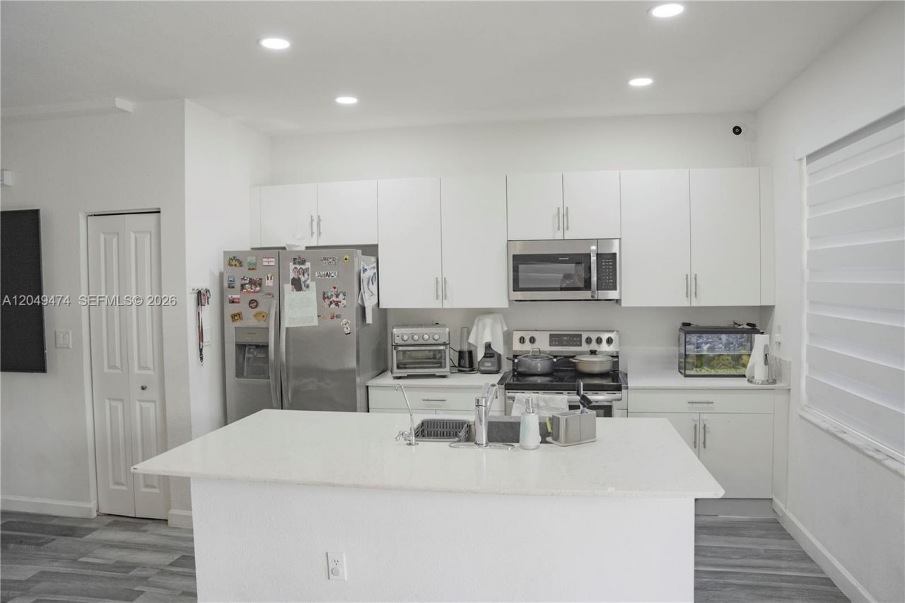 25540 SW 108th Ct , Homestead, FL 33032 Photo