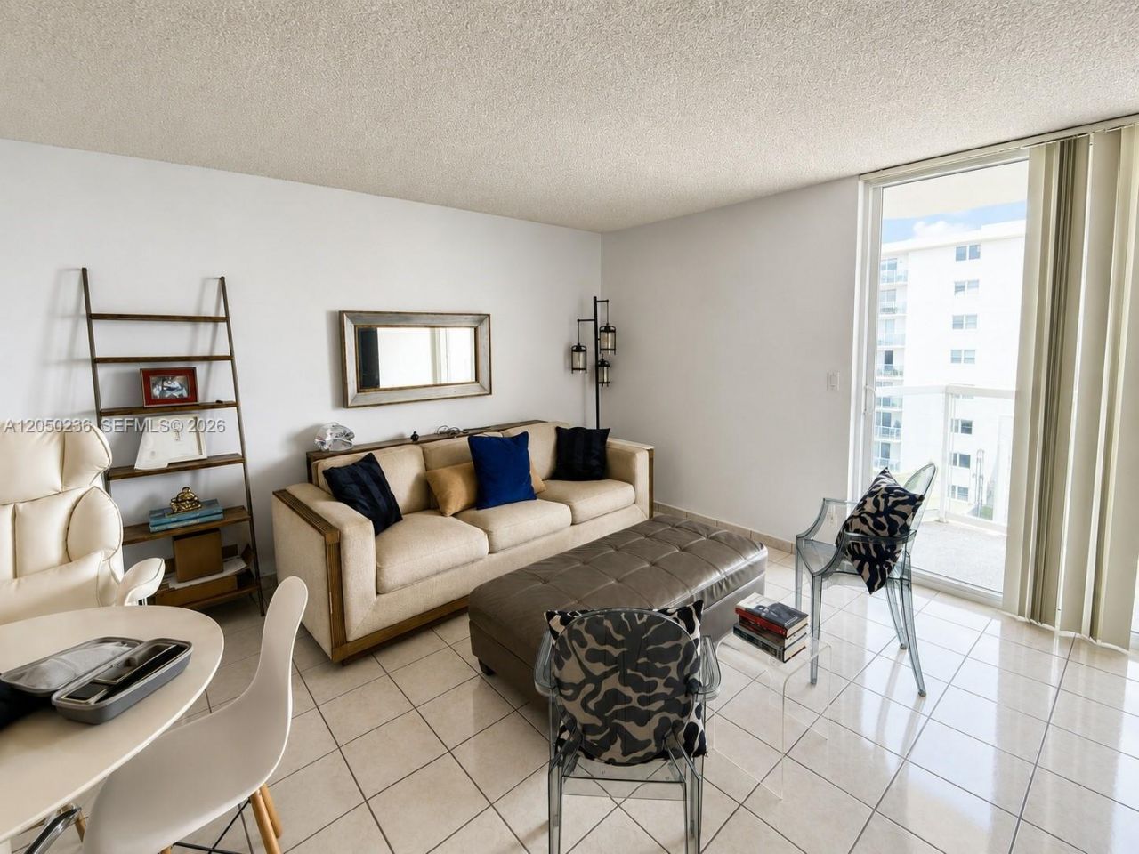 2401 Collins Ave, Unit 1612, Miami Beach, FL 33140 Photo