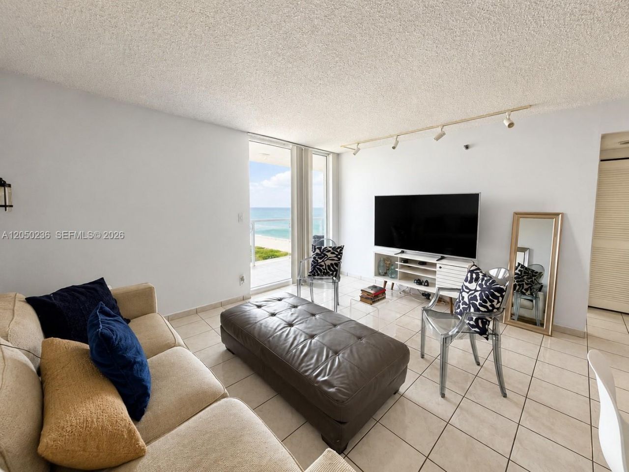 2401 Collins Ave, Unit 1612, Miami Beach, FL 33140 Photo