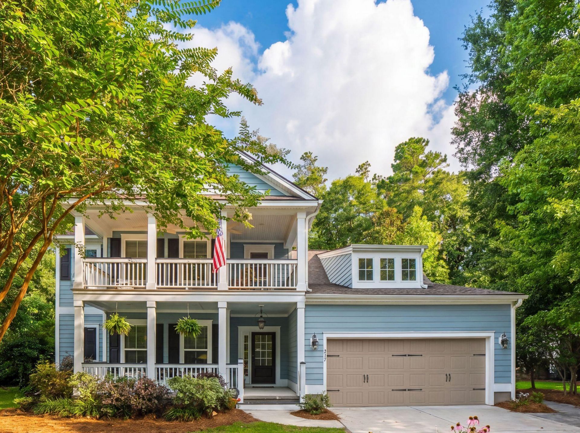 217 President Circle Photo 4