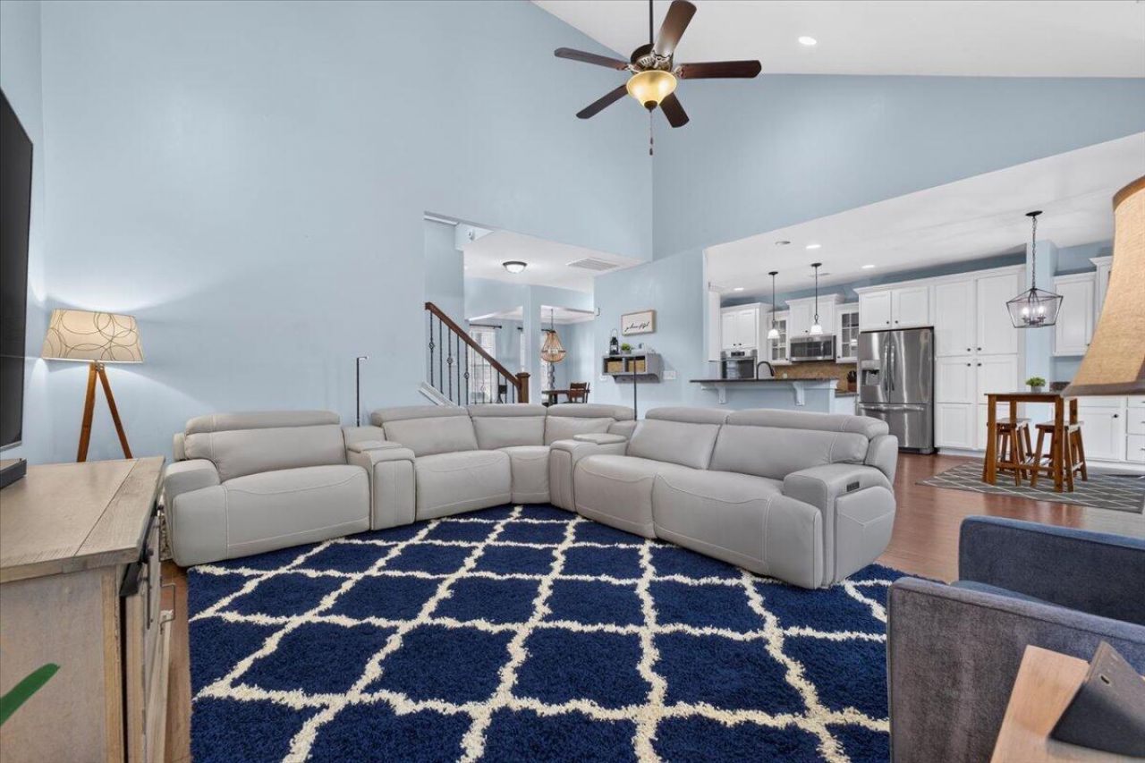 415 Spectrum Road Photo 13