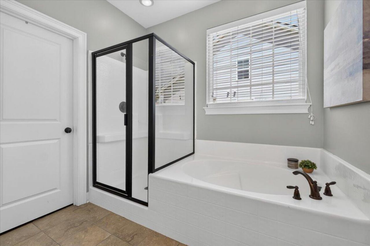 415 Spectrum Road Photo 21