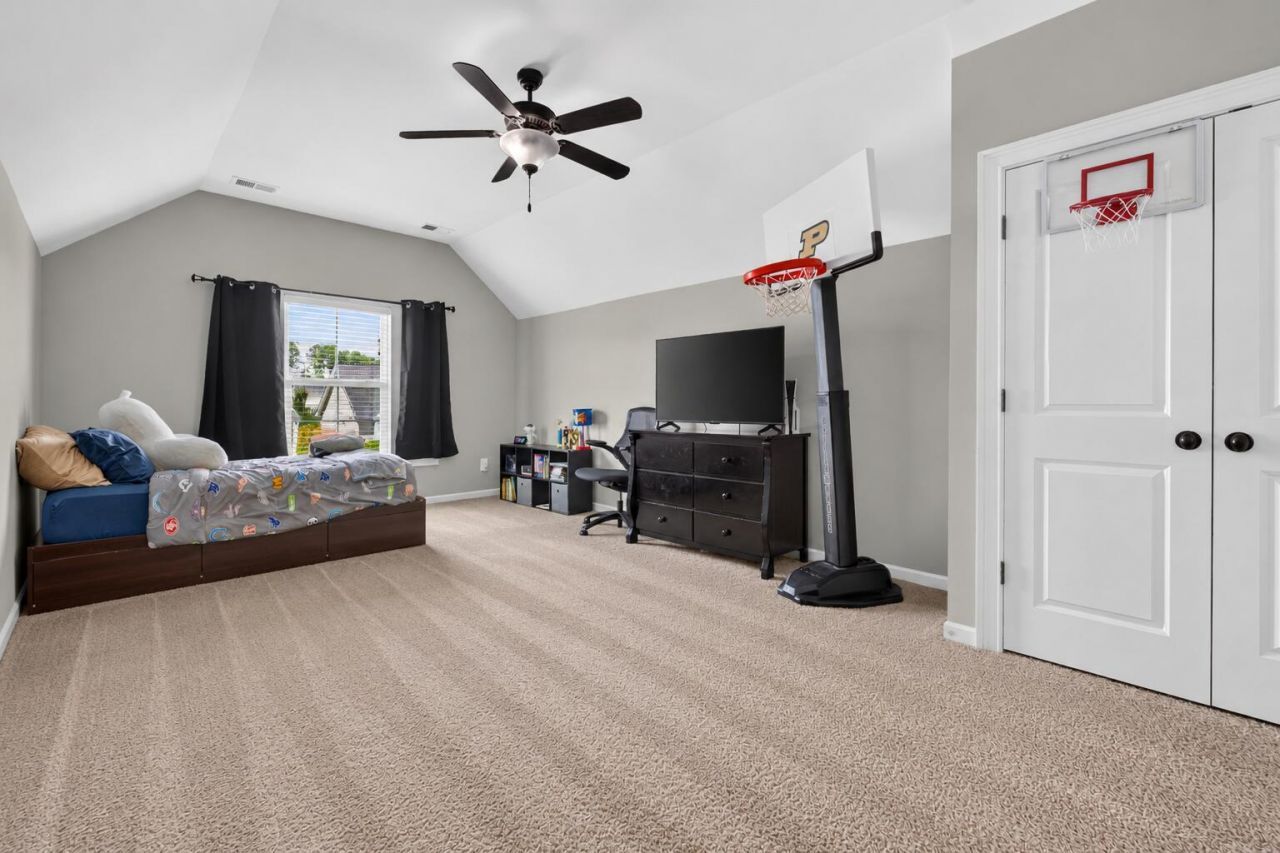 415 Spectrum Road Photo 27