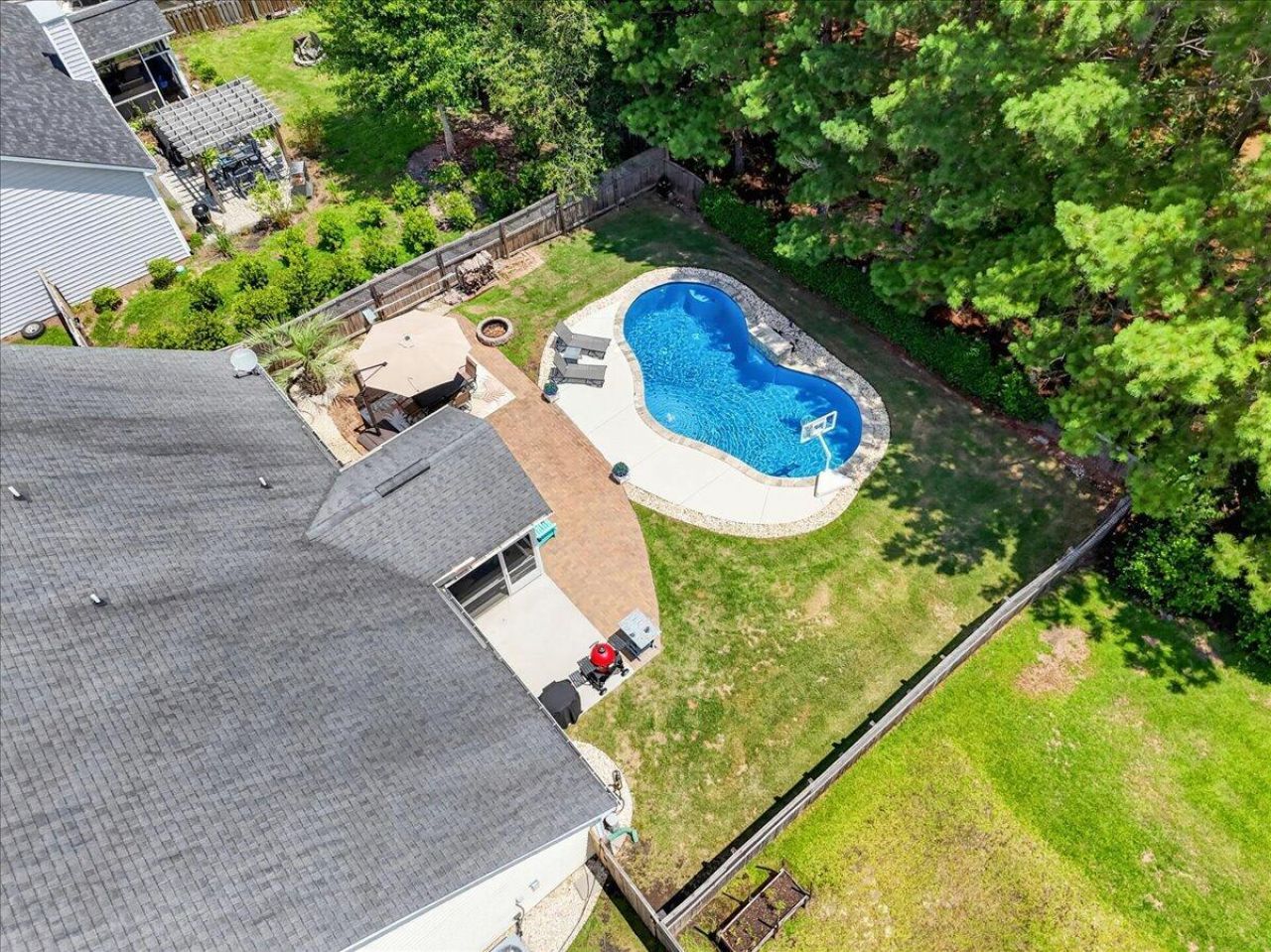 415 Spectrum Road Photo 37